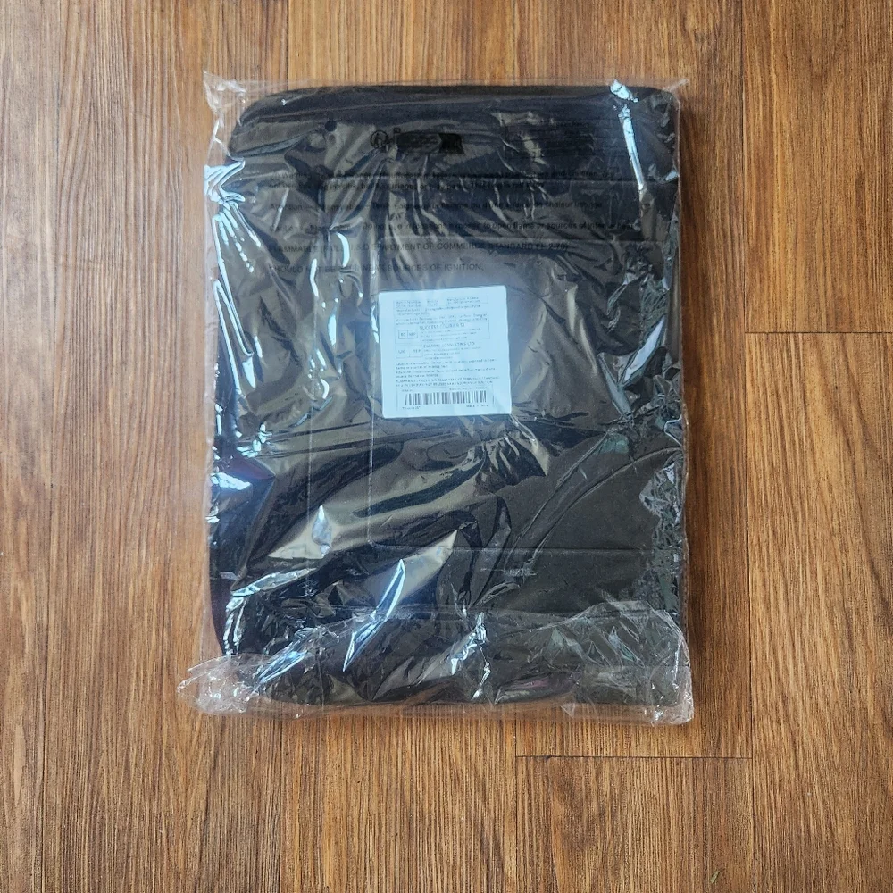 NWT Black Cotton Bathroom Mat